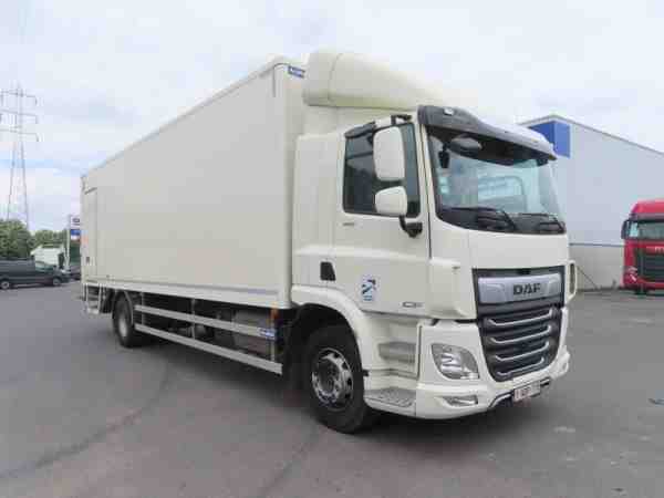 DAF CF 320 FA 4X2 null