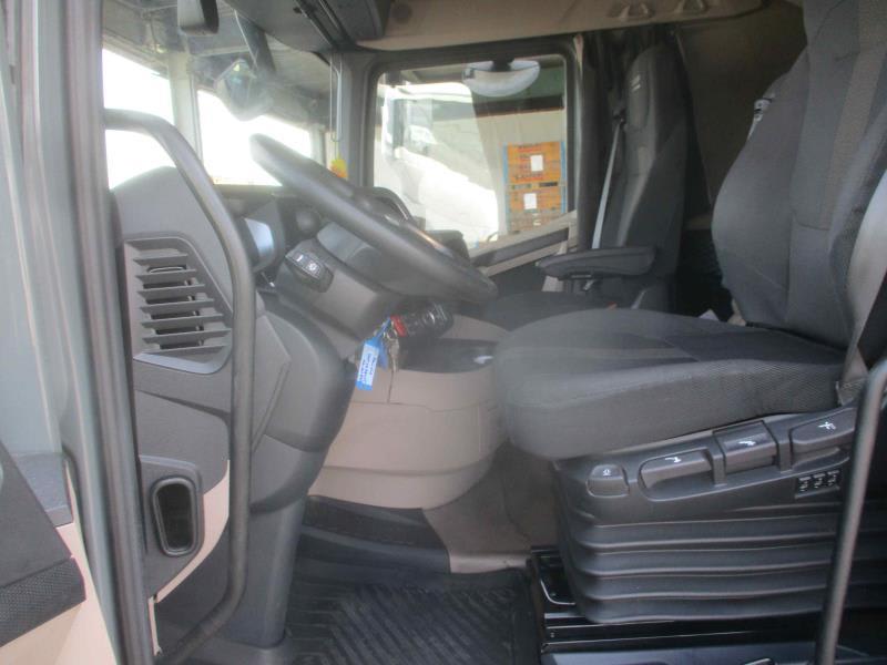 DAF XG 480 FT 4X2 LOW DECK null