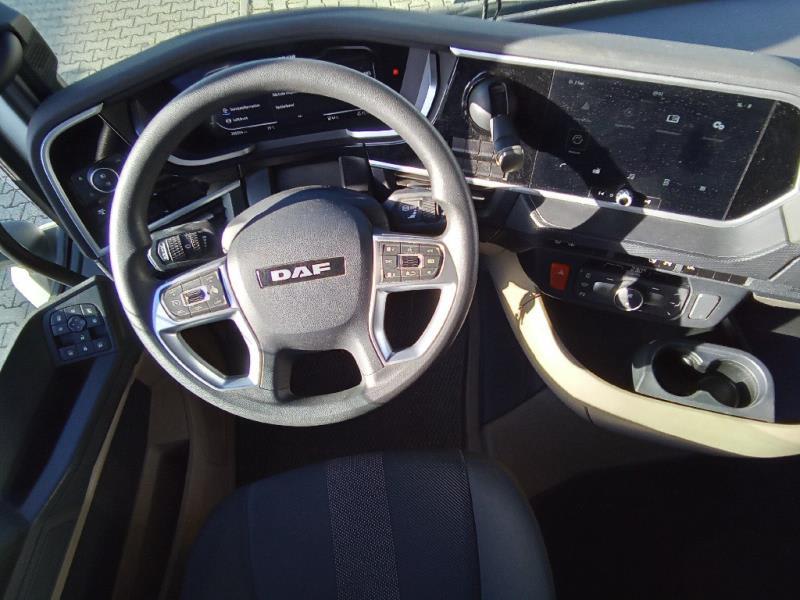 DAF XG 480 FT 4X2 LOW DECK null