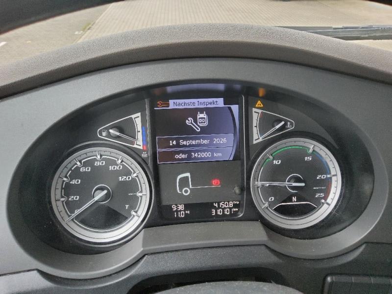 DAF XF 480 FAN 6X2 N LOW DECK null