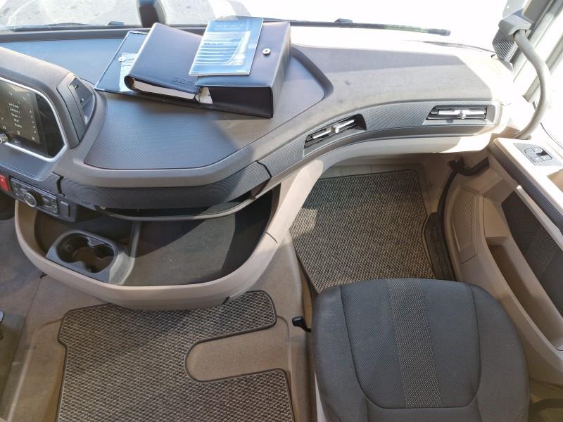 DAF XG 480 FT 4X2 LOW DECK null