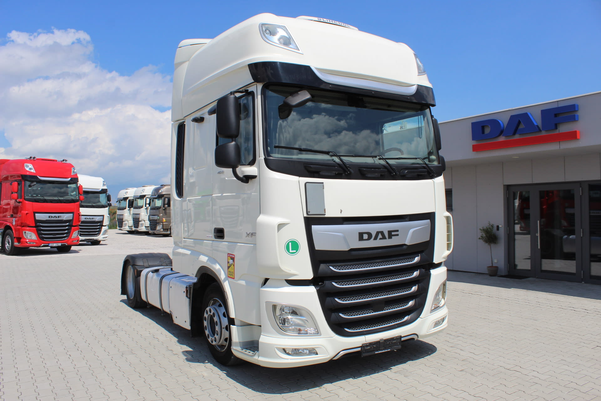 DAF XF 480 FT 4X2 LOW DECK null