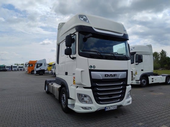 DAF XF 480 FT 4X2 LOW DECK null