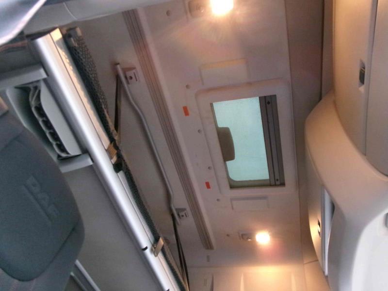 DAF XF 480 FT 4X2 LOW DECK null