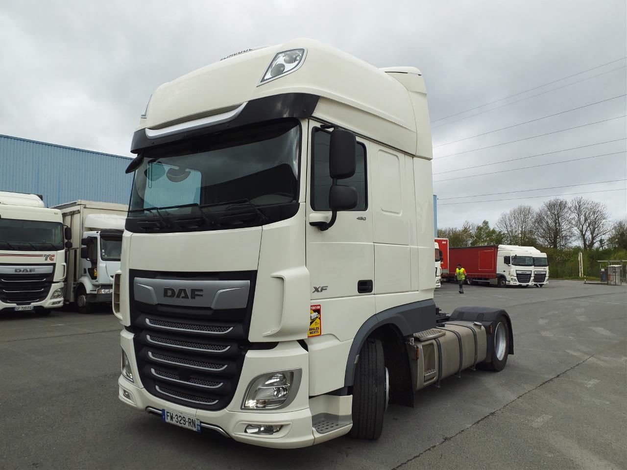 DAF XF 480 FT 4X2 LOW DECK null