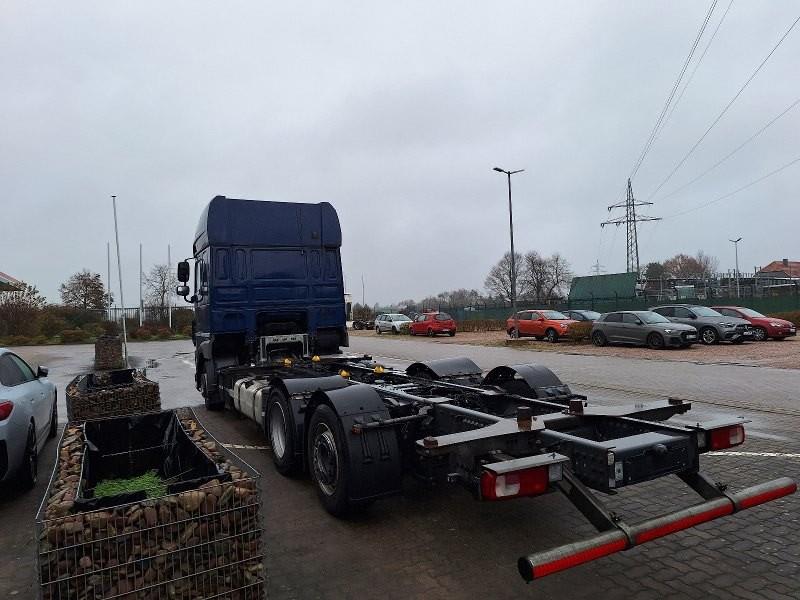 DAF XF 480 FAN 6X2 N LOW DECK null