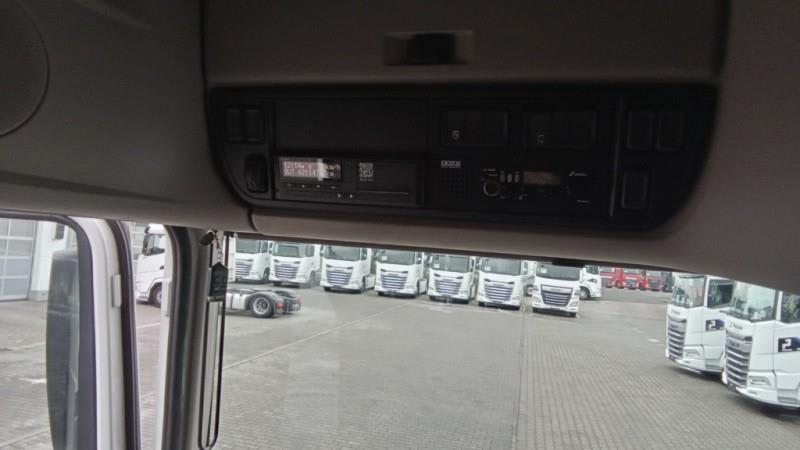 DAF XF 480 FT 4X2 LOW DECK null