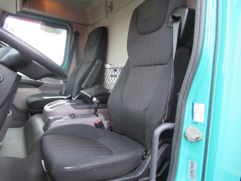 DAF LF 260 FA 4X2 null