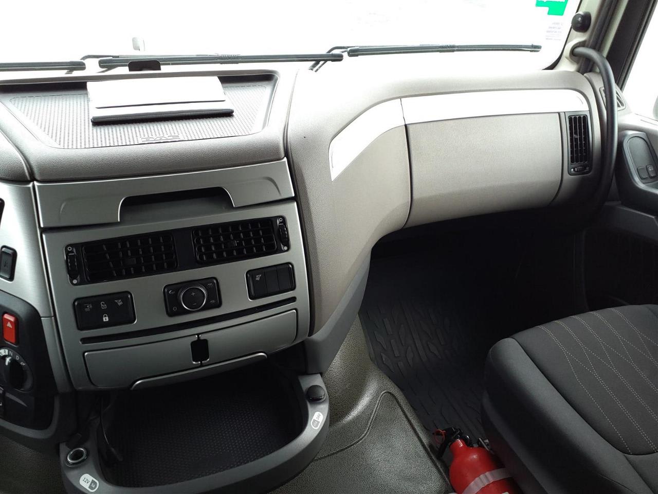 DAF XF 450 FT 4X2 null