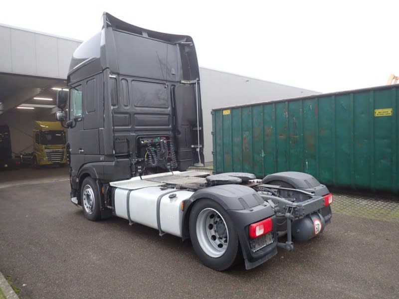 DAF XF 480 FT 4X2 LOW DECK null