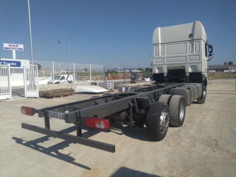 DAF XF 480 FAR 6X2 R null