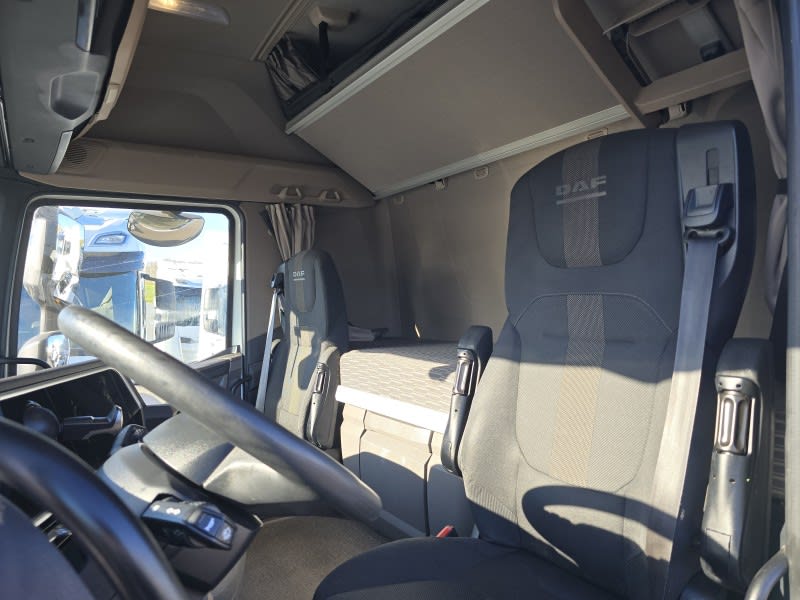 DAF XFn 430 FT 4X2 null