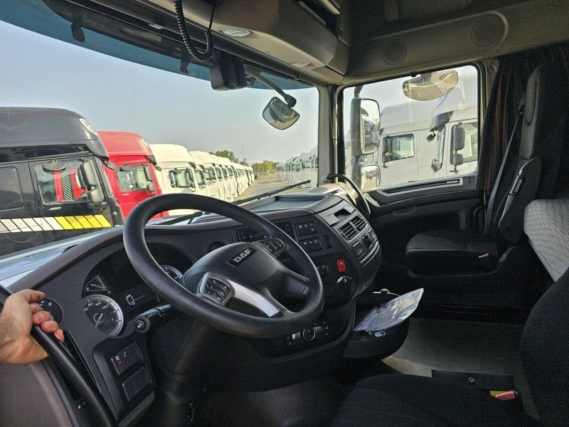 DAF XF 480 FT 4X2 LOW DECK null