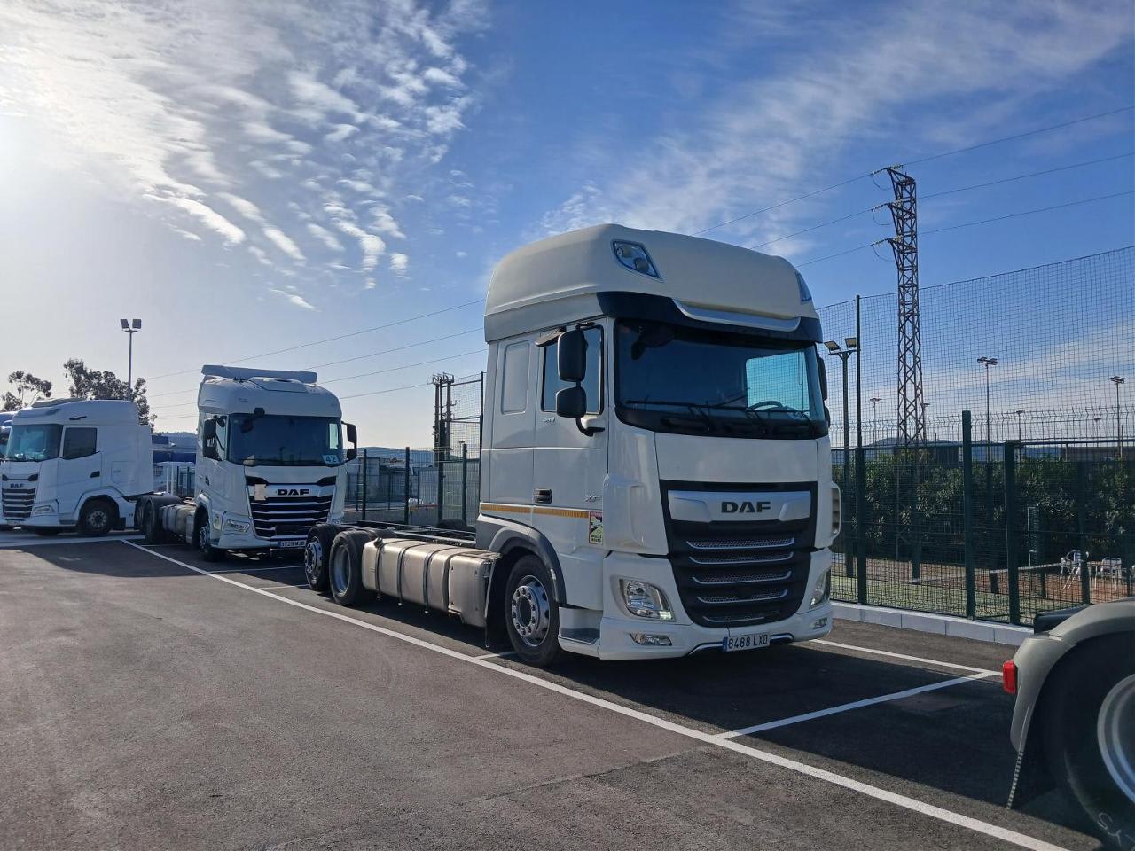 DAF XF 480 FAR 6X2 R null