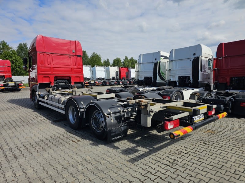 DAF XF 480 FAR 6X2 R null