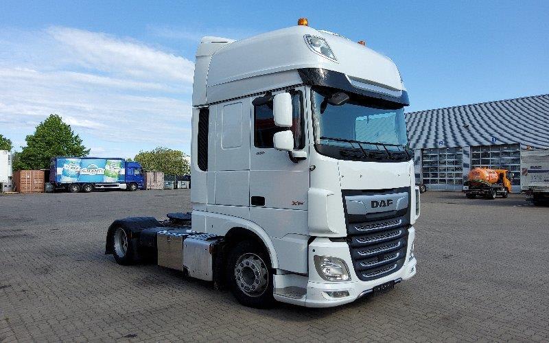 DAF XF 530 FT 4X2 LOW DECK null