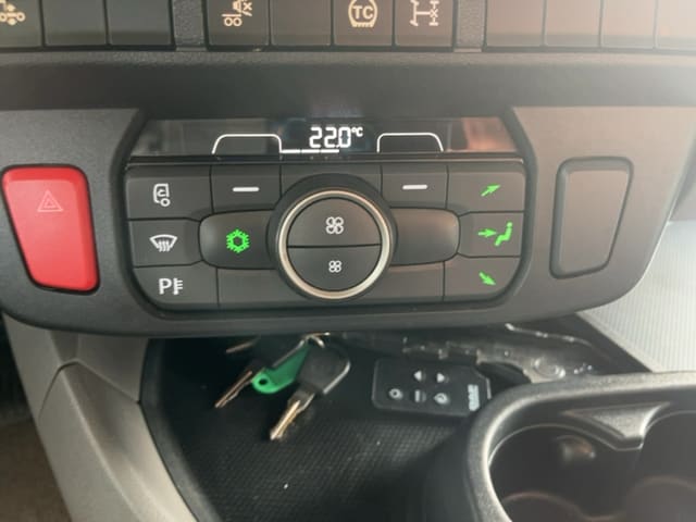DAF XFn 480 FT 4X2 null