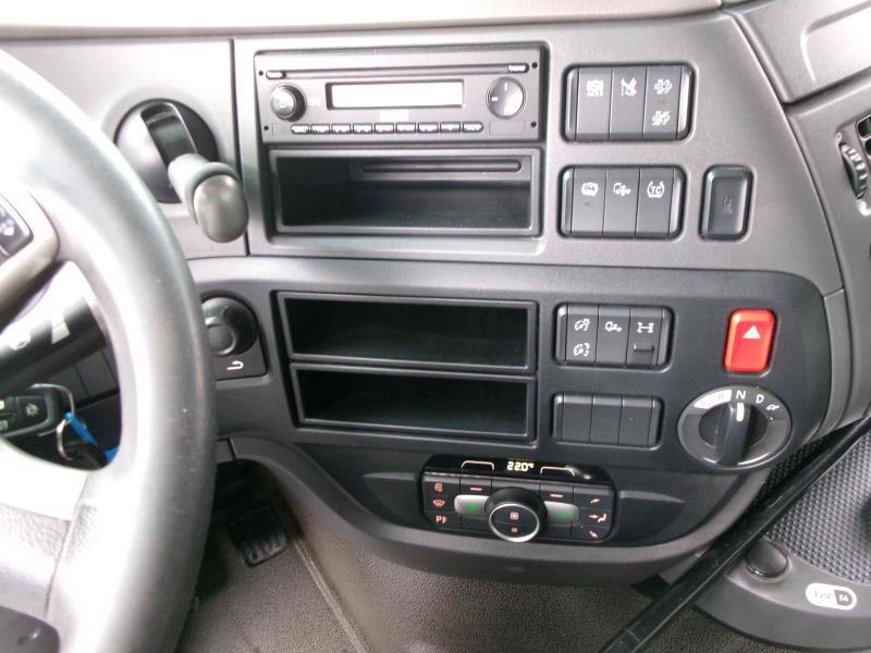 DAF XF 480 FT 4X2 LOW DECK null