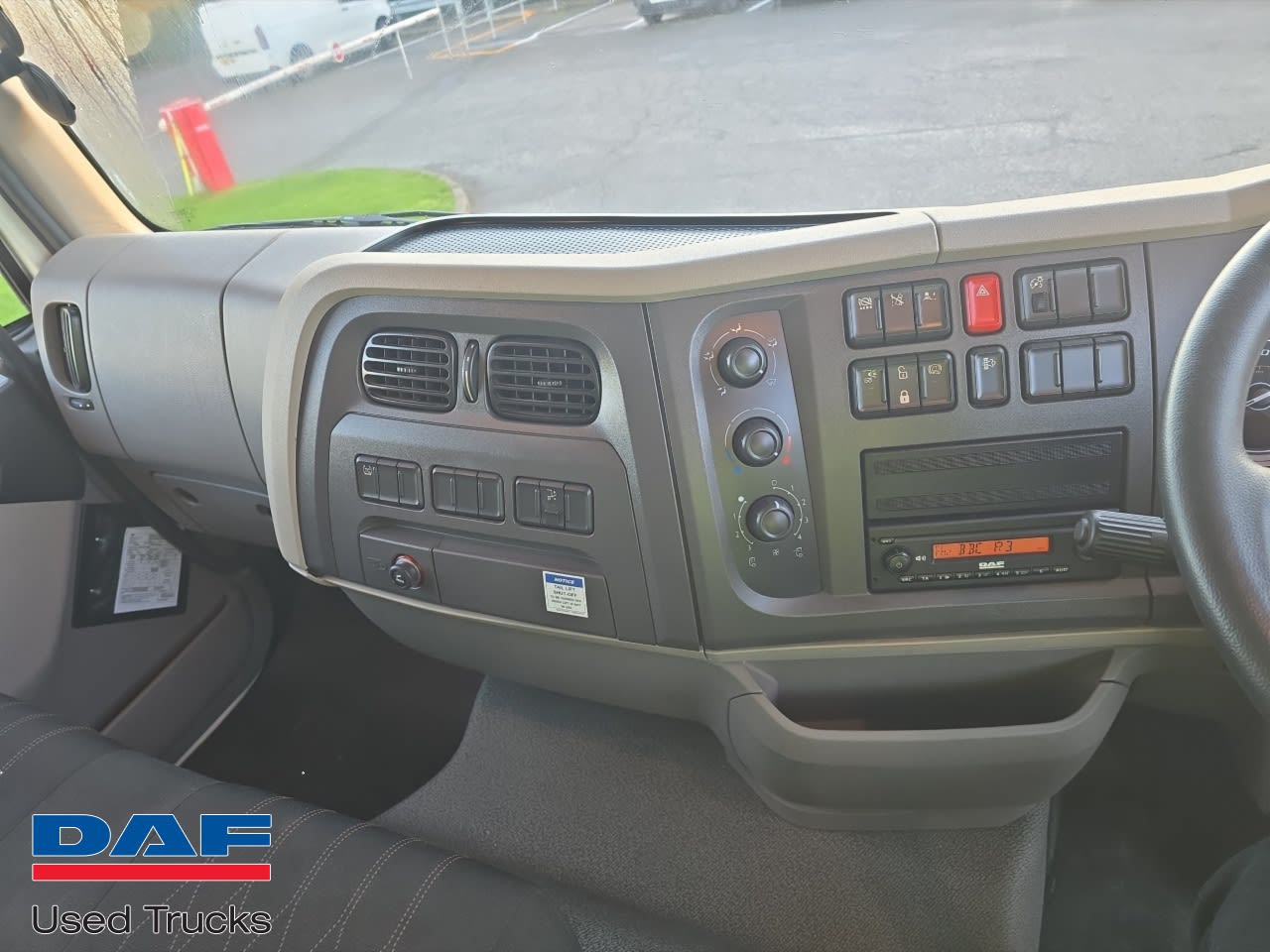 DAF LF 260 FA 4X2 null
