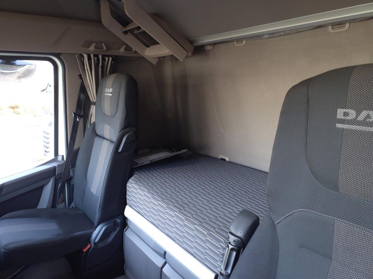 DAF XFn 480 FT 4X2 null
