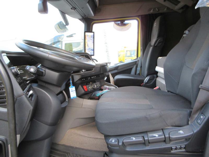 DAF XFn 480 FT 4X2 LOW DECK null