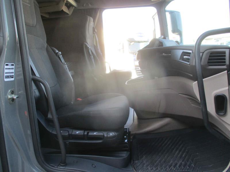 DAF XG 480 FT 4X2 LOW DECK null