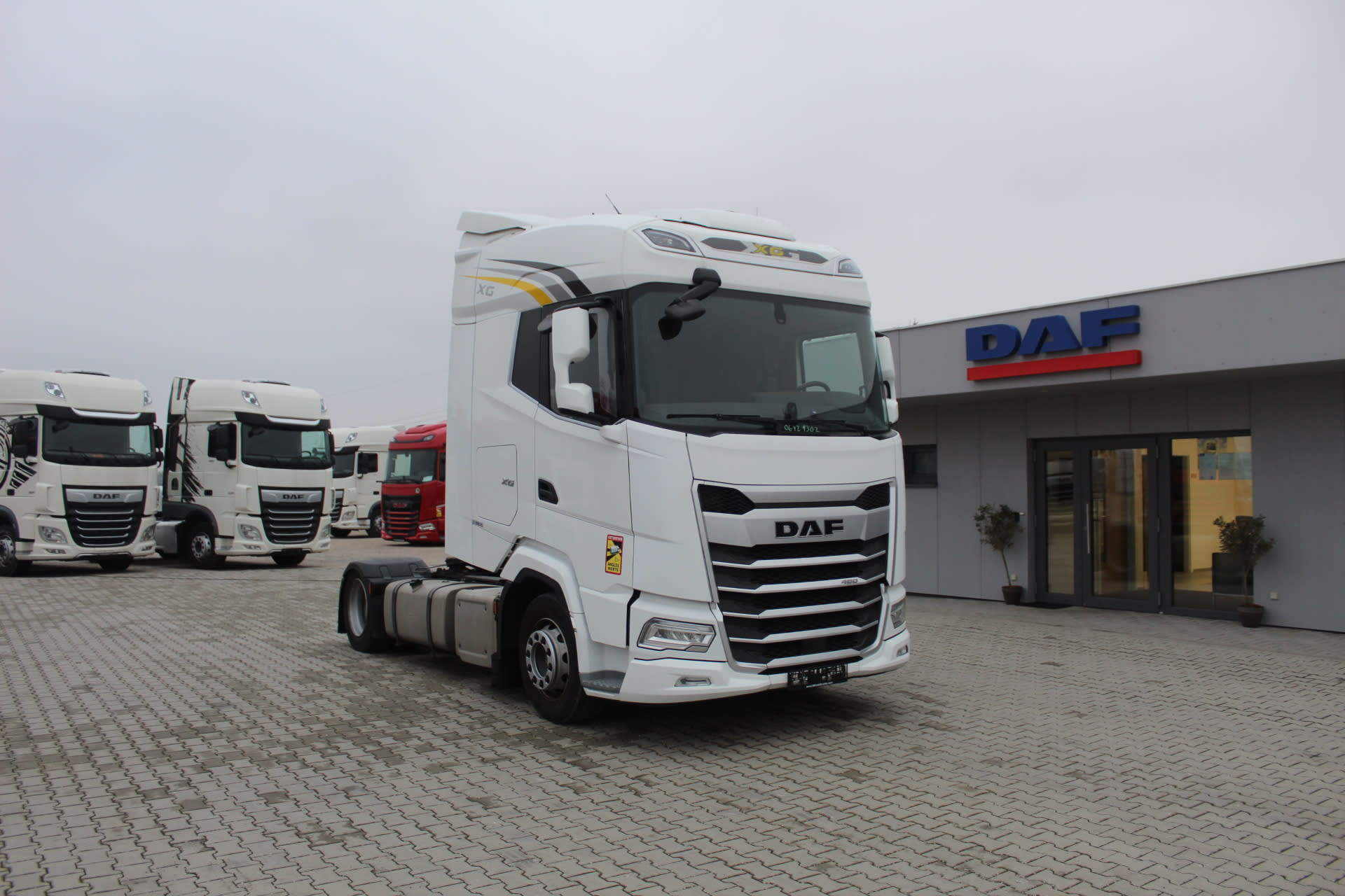 DAF XG 480 FT 4X2 LOW DECK null