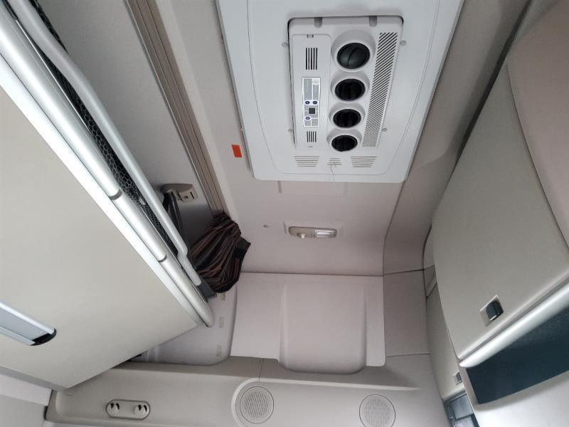 DAF XF 480 FAN 6X2 N null