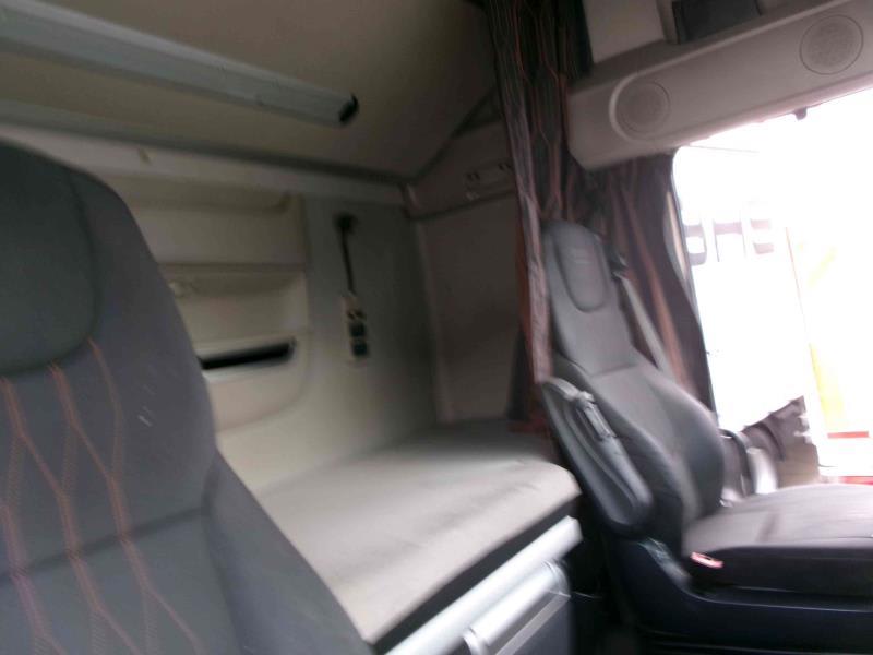 DAF XF 480 FT 4X2 LOW DECK null