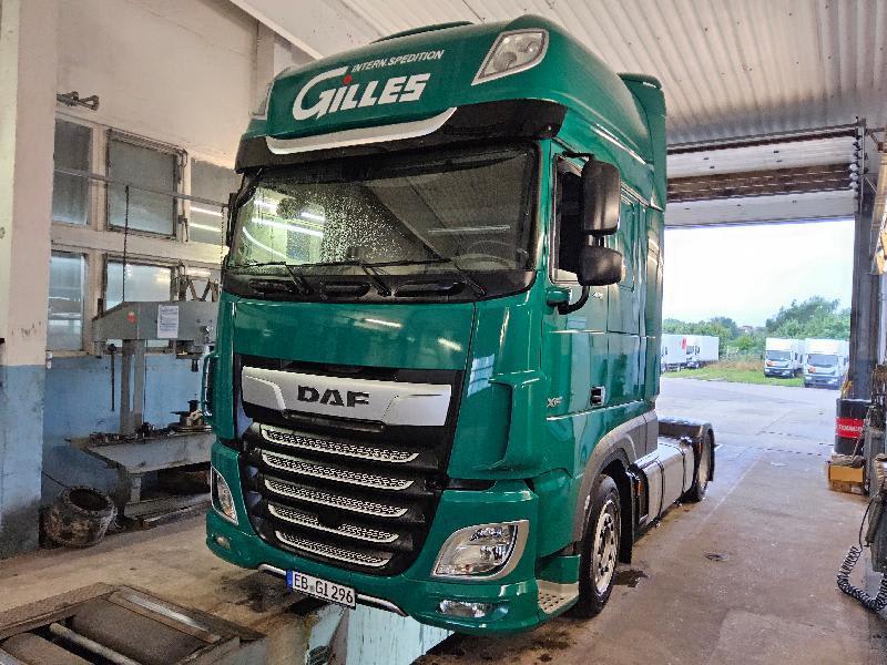 DAF XF 480 FT 4X2 LOW DECK null