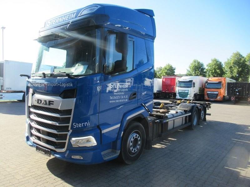 DAF XFn 480 FAR 6X2 R null