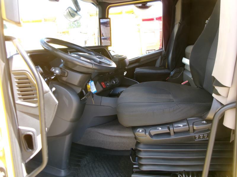 DAF XFn 480 FT 4X2 LOW DECK null