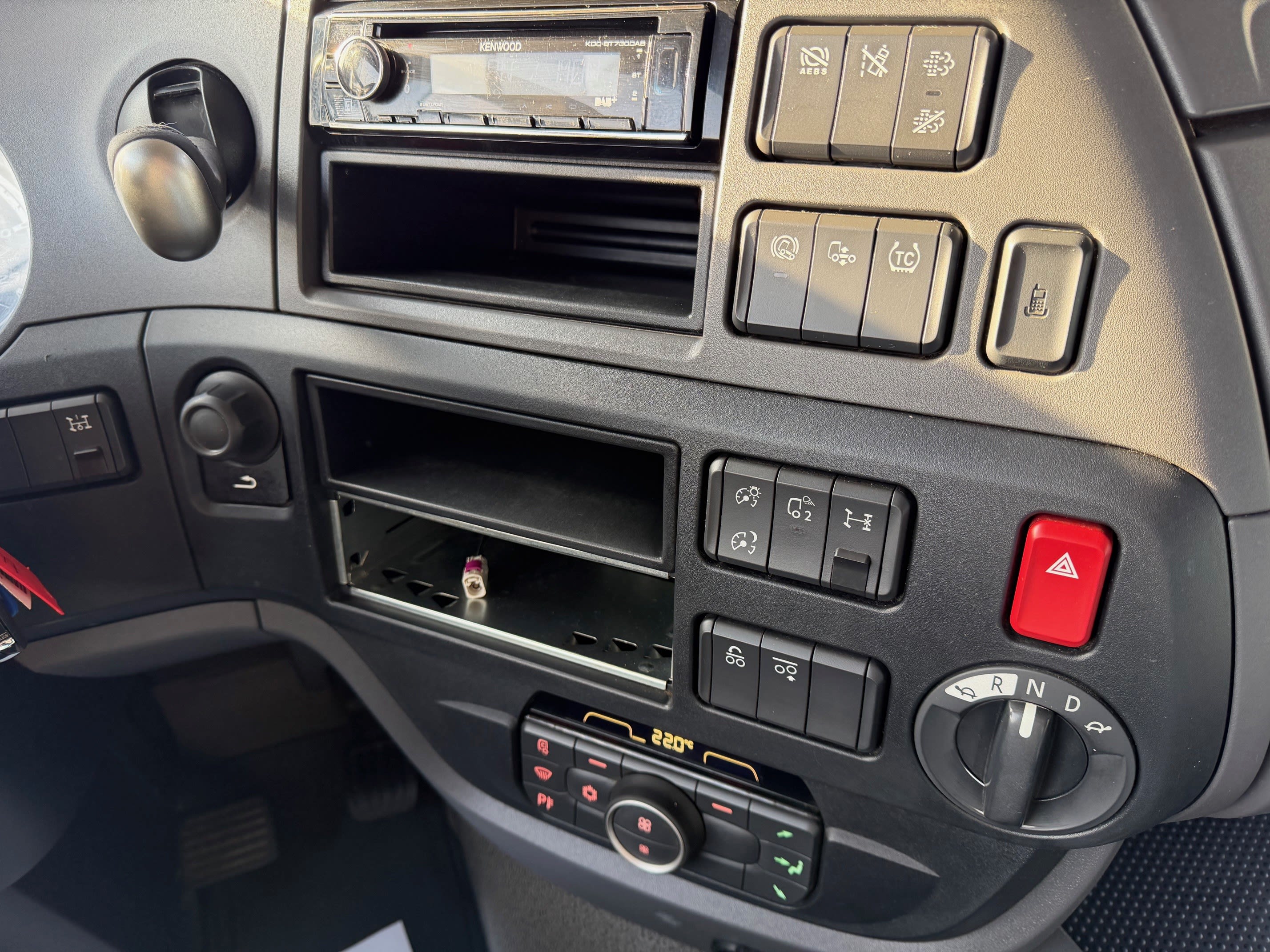 DAF XF 480 FTP 6X2 P null