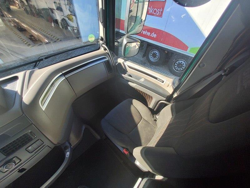 DAF XF 480 FT 4X2 LOW DECK null