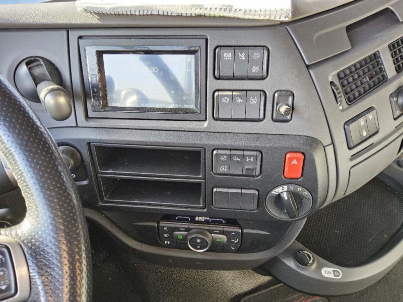 DAF XF 480 FT 4X2 LOW DECK null