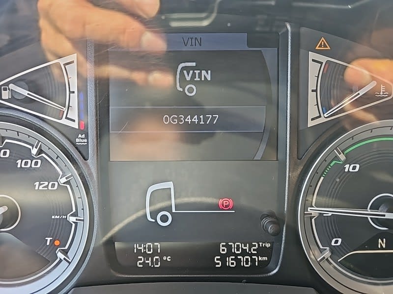 DAF XF 480 FT 4X2 LOW DECK null