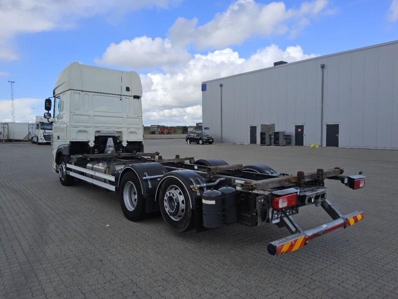 DAF XF 480 FAR 6X2 R null