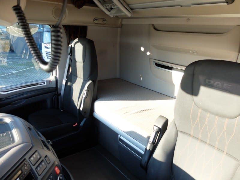 DAF XF 480 FT 4X2 LOW DECK null