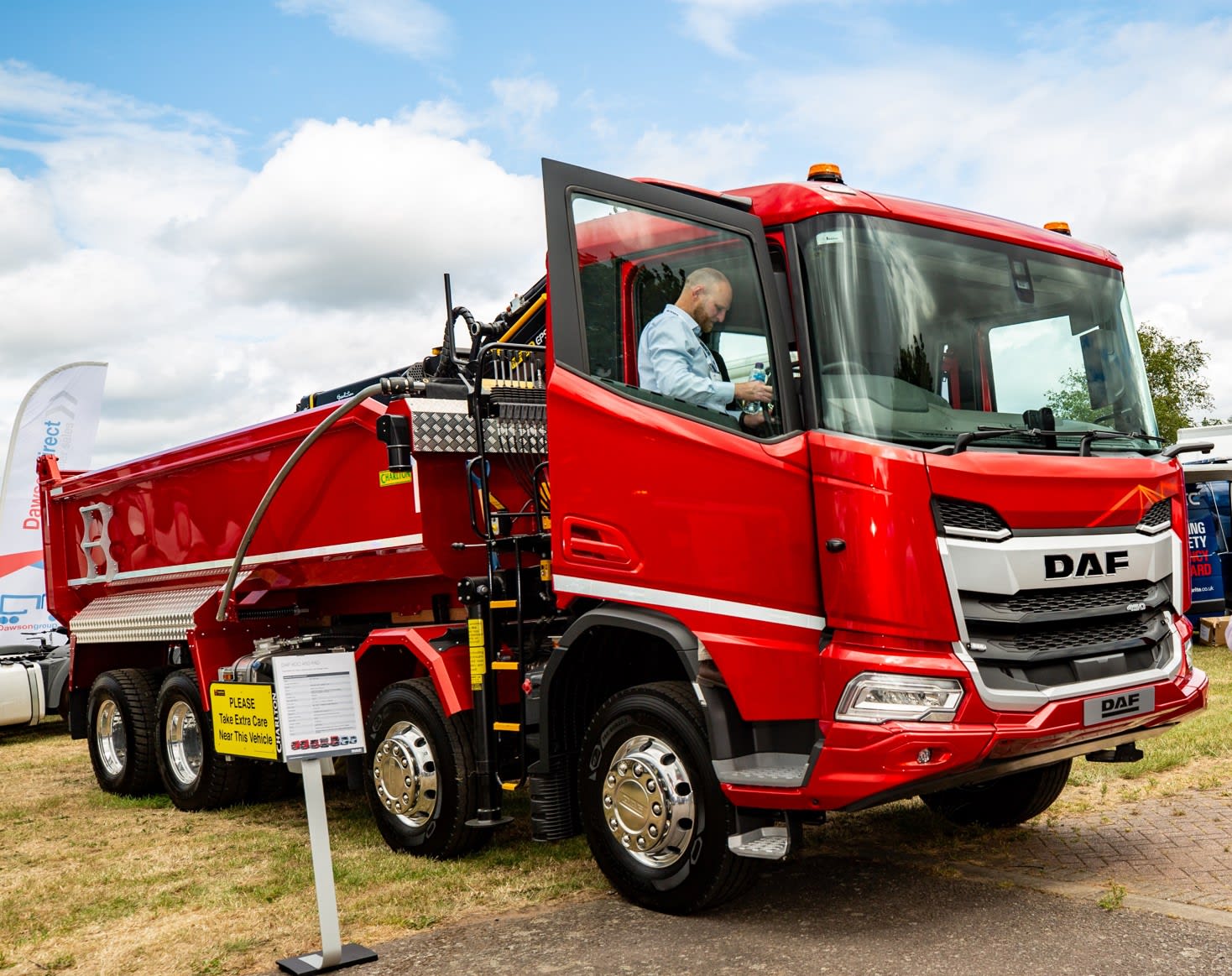 DAF XD 450 FAD 8X4 D Fotos kommen bald