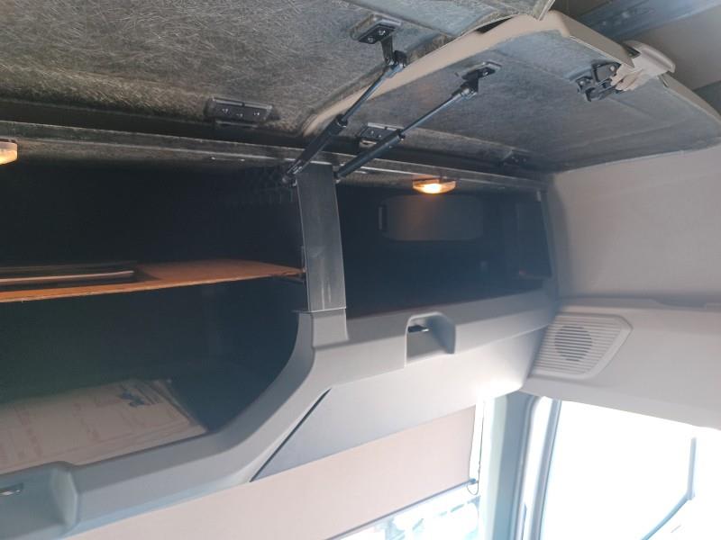 DAF XG 480 FT 4X2 LOW DECK null