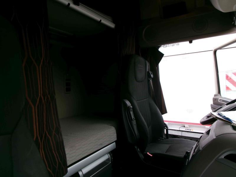 DAF XF 480 FT 4X2 LOW DECK null