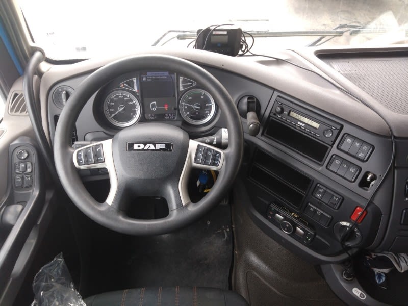 DAF XF 480 FTP 6X2 P null