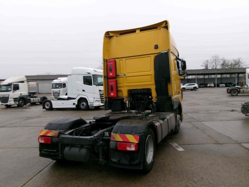 DAF XF 480 FT 4X2 LOW DECK null