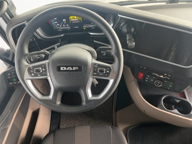 DAF XG 480 FT 4X2 Photo 10 of 12