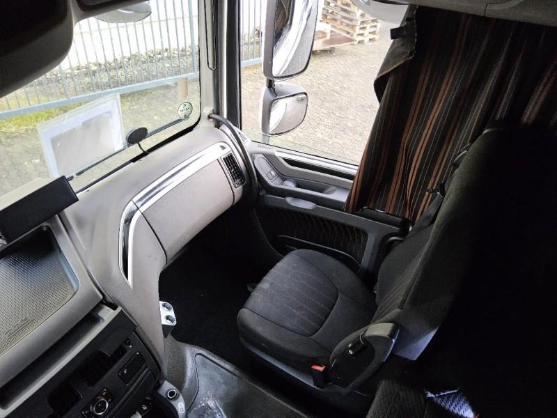 DAF XF 480 FT 4X2 LOW DECK null