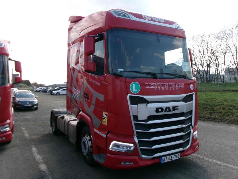 DAF XG 480 FT 4X2 LOW DECK null