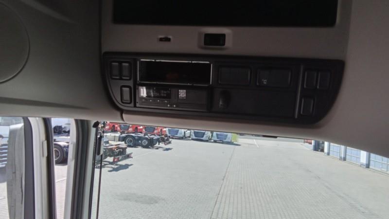 DAF XF 480 FT 4X2 LOW DECK null