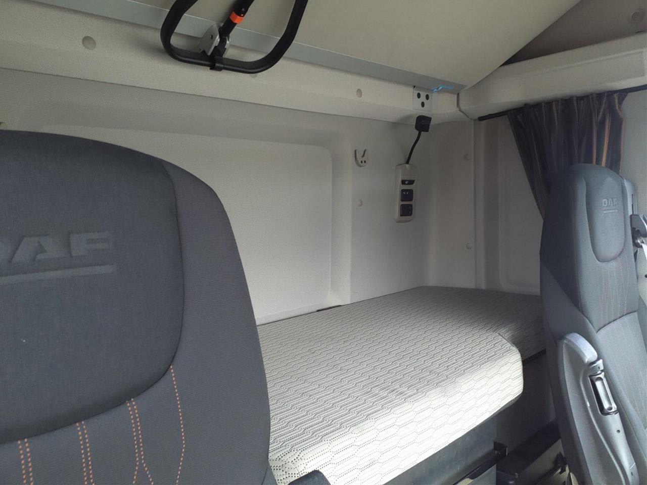DAF CF 480 FT 4X2 null
