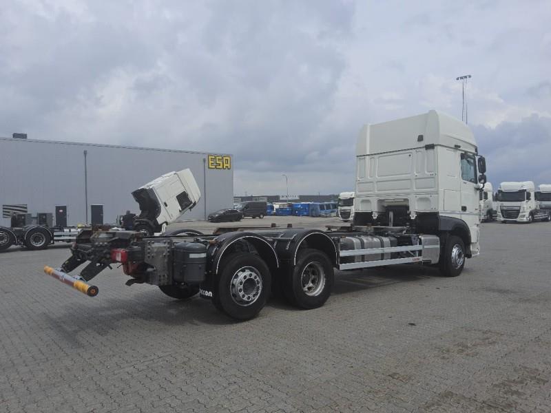 DAF XF 480 FAR 6X2 R null
