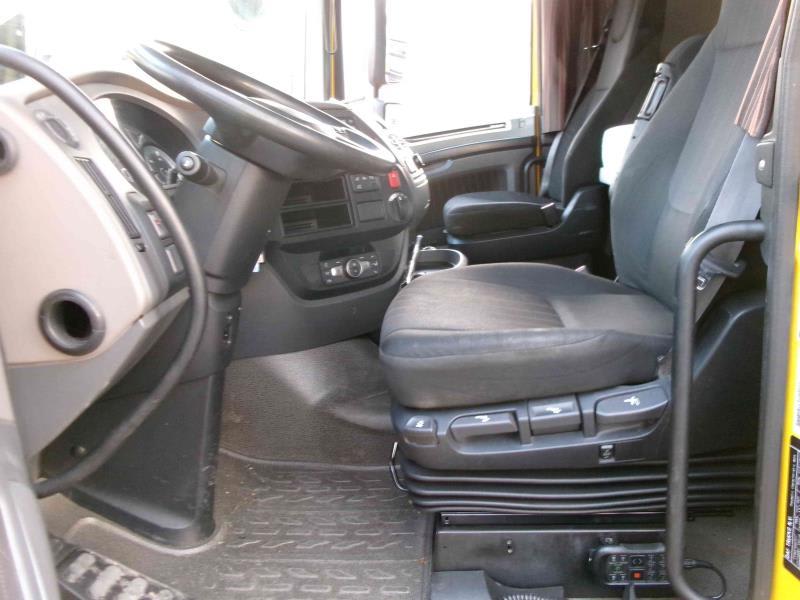 DAF XF 480 FT 4X2 LOW DECK null